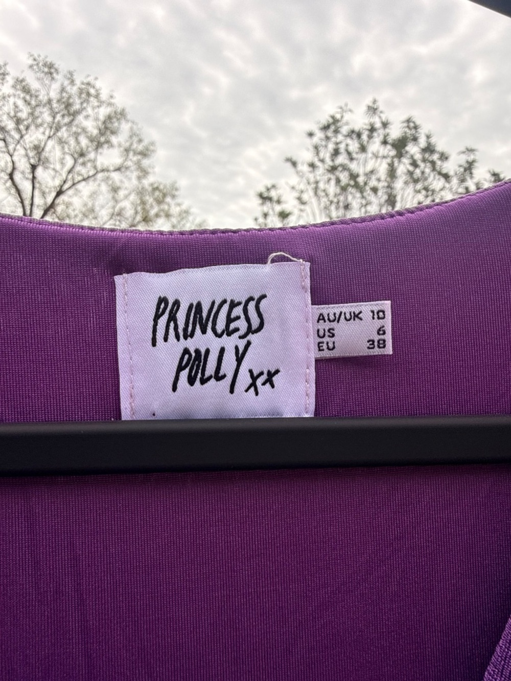 Princess Polly - Picture 3 of 3